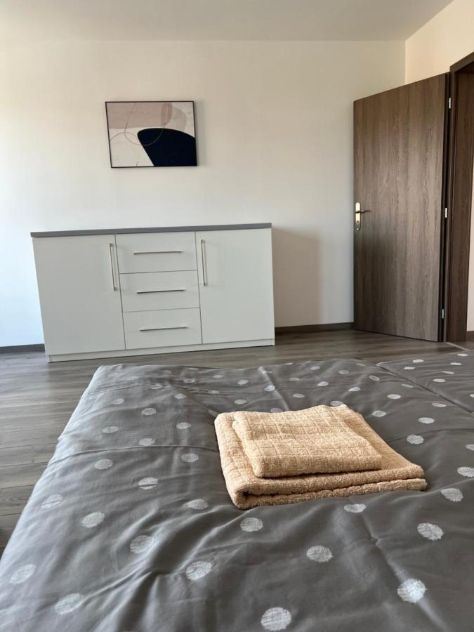 Apartmany Catalina Nesvady Exterior photo