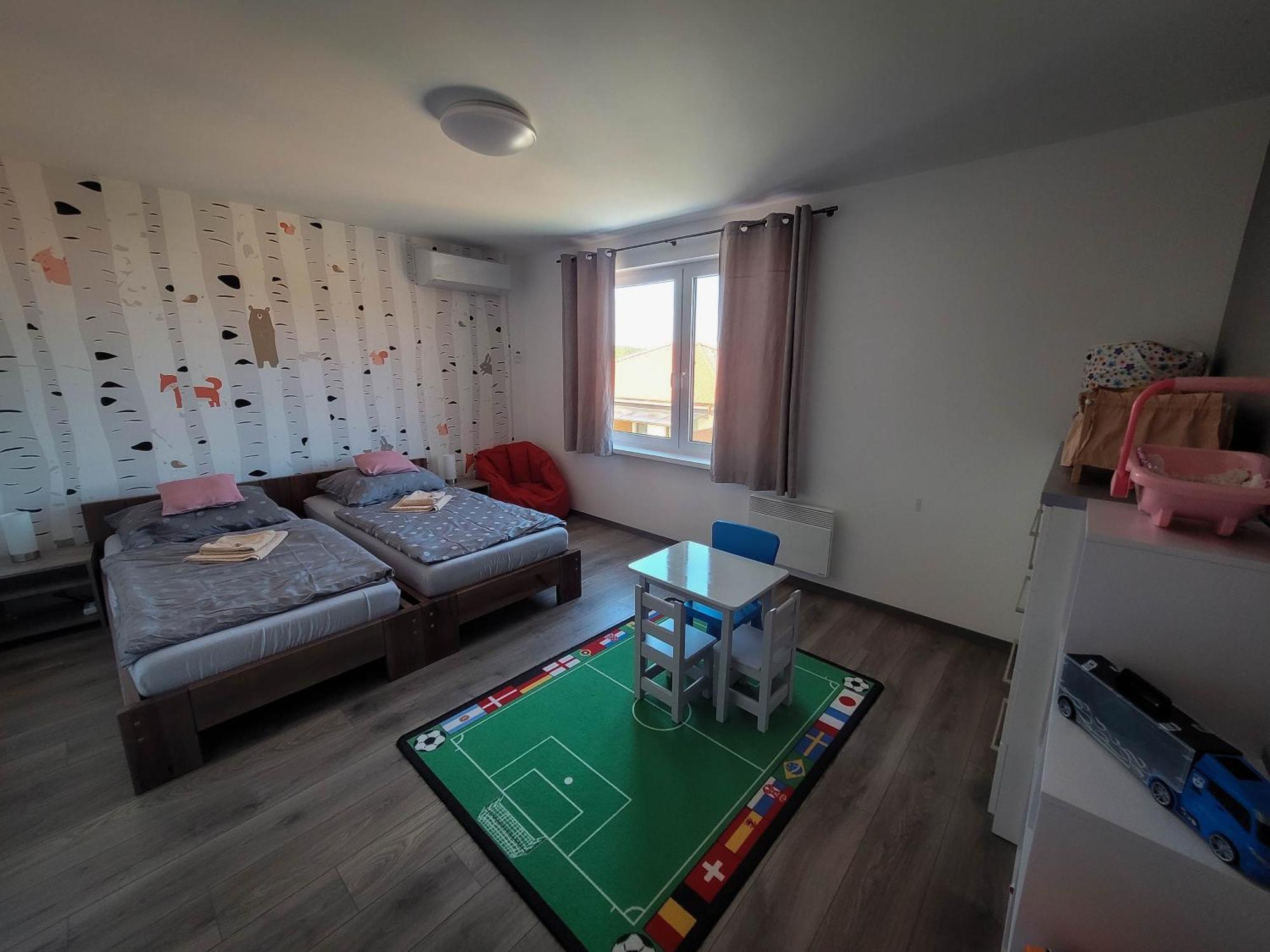 Apartmany Catalina Nesvady Exterior photo