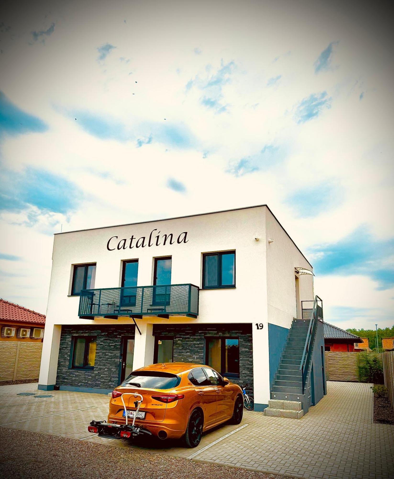 Apartmany Catalina Nesvady Exterior photo